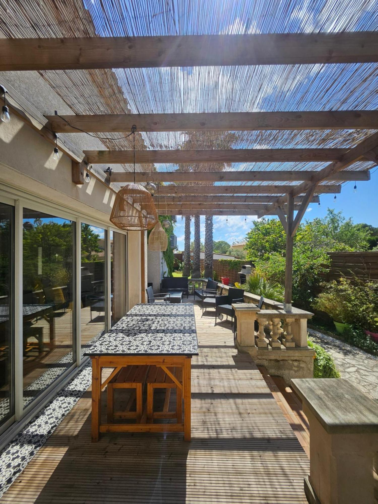 Belle Villa Lespignan Exterior foto